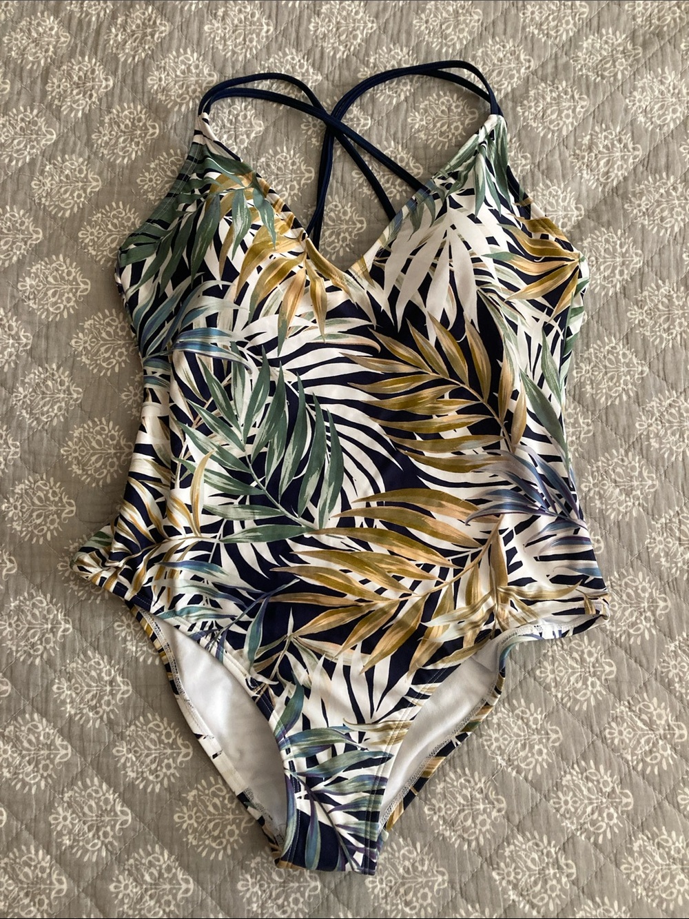 NWOT Hurley one piece tropical high leg swimsuit size XL
